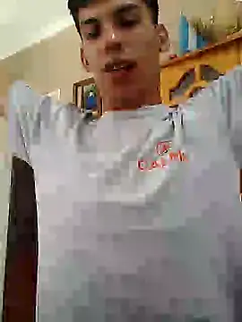 Snapshot of frankitocam4 chatting on March 4, 2026, 1:41 pm frankitocam4 online show from March 4, 2026, 1:41 pm