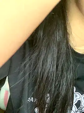 Snapshot of Linhtruong_ chatting on September 29, 2025, 4:30 am Linhtruong  online show from September 29, 2025, 4:30 am