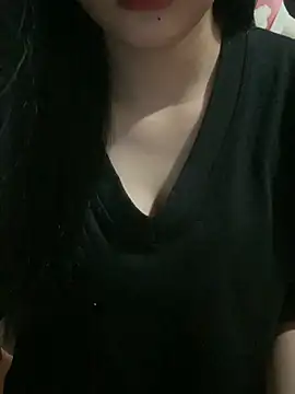 Snapshot of Linhtruong_ chatting on September 20, 2025, 4:17 am Linhtruong  online show from September 20, 2025, 4:17 am