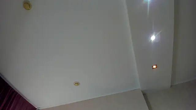 Adelina Bliss online show from April 17, 2026, 1:19 am