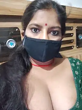 Snapshot of Daisygirl9 chatting on July 16, 2026, 10:40 pm Daisygirl9 online show from July 16, 2026, 10:40 pm