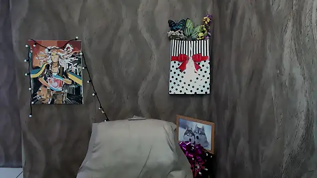 Snapshot of Linda_S_ chatting on November 6, 2025, 4:49 am Linda S online show from November 6, 2025, 4:49 am