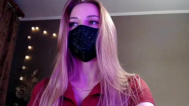 Snapshot of Iris_lave chatting on April 29, 2026, 5:30 pm Iris lave online show from April 29, 2026, 5:30 pm