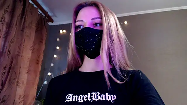 Iris lave online show from March 22, 2026, 3:57 pm