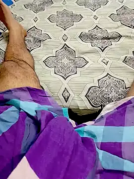 hackyourpussyxh online show from June 15, 2026, 12:55 am