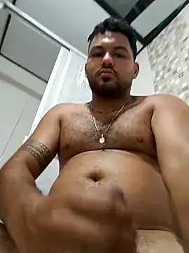 Frank0021 online show from October 7, 2025, 7:04 pm