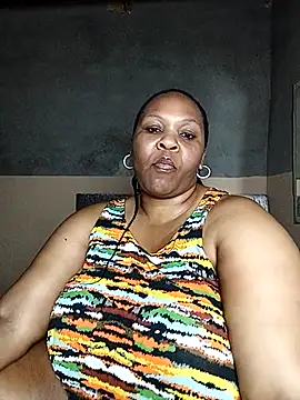 Moretl online show from October 14, 2025, 9:47 pm