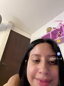 lucy grey25 online show from May 11, 2026, 4:04 pm
