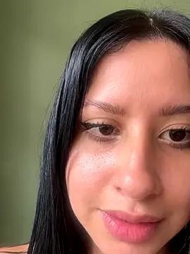 lucy grey25 online show from November 13, 2025, 3:16 pm