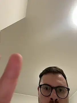 Vins 10 online show from April 21, 2026, 2:14 am