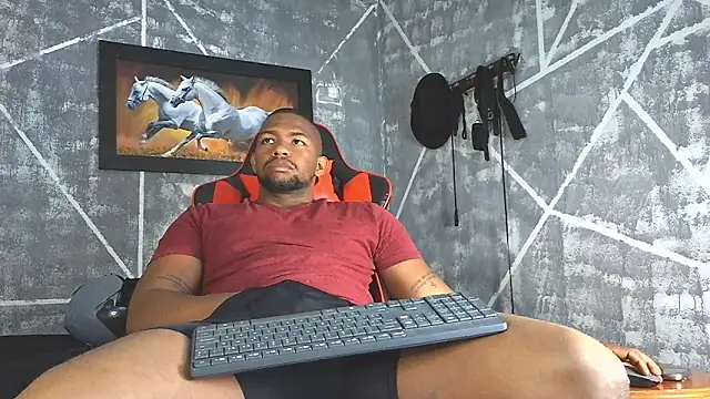 big blackmen19 online show from May 18, 2026, 2:22 pm