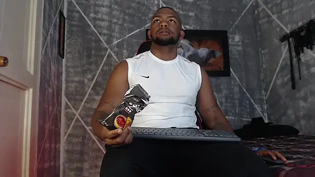 big blackmen19 online show from December 16, 2025, 2:38 am