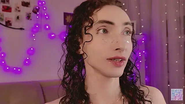 Queen of tease online show from April 25, 2026, 11:35 pm