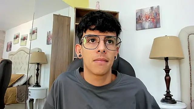 Ibratxandy online show from May 28, 2026, 12:00 pm