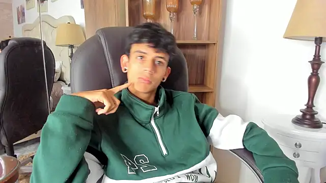 Ibratxandy online show from May 13, 2026, 12:01 pm