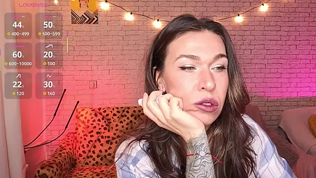 Snapshot of ReginaFoXXXy chatting on October 29, 2025, 8:24 am ReginaFoXXXy online show from October 29, 2025, 8:24 am