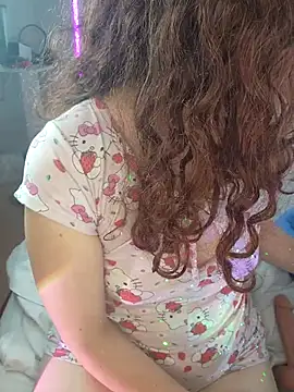 Snapshot of Sharon_Black chatting on November 13, 2025, 2:43 pm Sharon Black online show from November 13, 2025, 2:43 pm