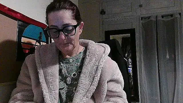 Mistress-Ivy51 online show from November 17, 2025, 6:06 am