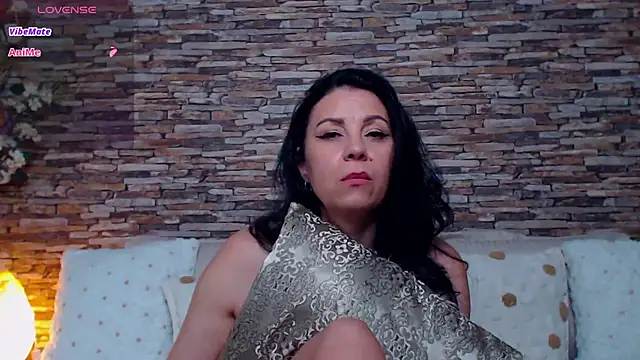 Snapshot of sexymilfnady chatting on July 17, 2026, 4:10 am sexymilfnady online show from July 17, 2026, 4:10 am