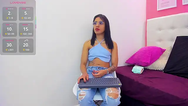 Rachel Donnelly online show from September 23, 2025, 4:41 am