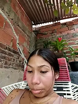 Rous-squir online show from December 3, 2025, 7:13 pm