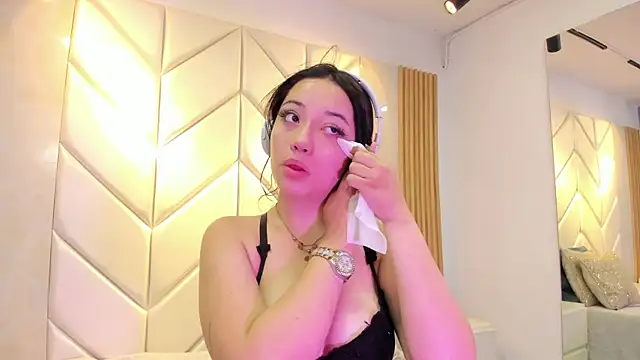 BarbieMonet online show from October 24, 2025, 11:53 am