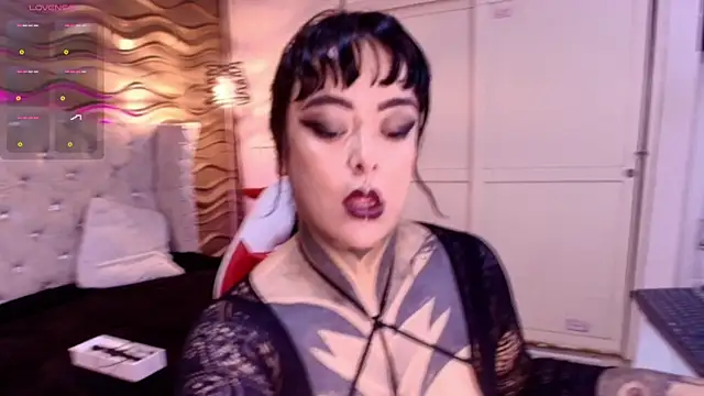 Snapshot of Nocturnapsy chatting on February 12, 2026, 7:46 pm Nocturnapsy online show from February 12, 2026, 7:46 pm