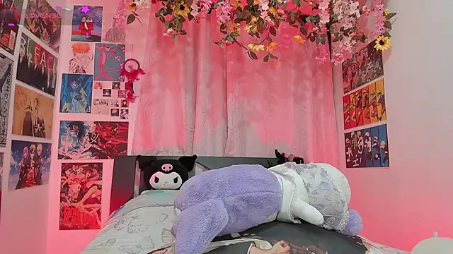 Snapshot of FluffyMelons chatting on February 23, 2026, 11:05 pm FluffyMelons online show from February 23, 2026, 11:05 pm