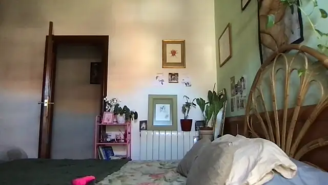 gatalatina333 online show from September 23, 2025, 12:34 pm