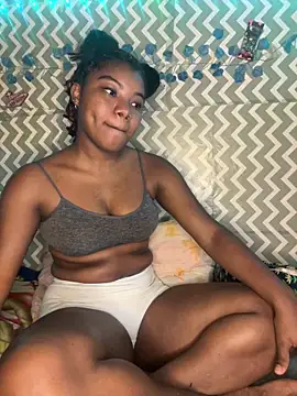 Snapshot of chocolatito-ho chatting on October 28, 2025, 4:57 am chocolatito-ho online show from October 28, 2025, 4:57 am