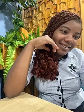 Snapshot of chocolatito-ho chatting on October 22, 2025, 11:14 pm chocolatito-ho online show from October 22, 2025, 11:14 pm