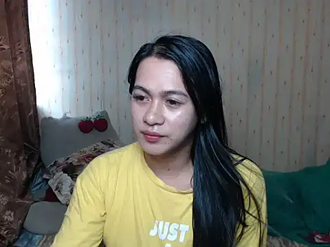 ur asianpretty online show from May 27, 2026, 1:04 am