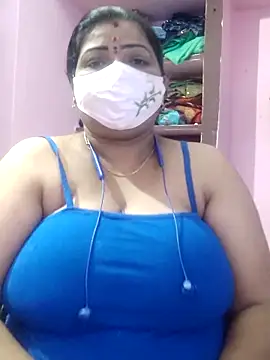 Snapshot of lathikaqueentamil chatting on November 15, 2025, 4:00 pm lathikaqueentamil online show from November 15, 2025, 4:00 pm