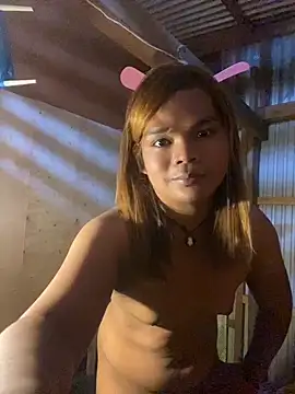 ladymiah online show from April 22, 2026, 4:36 pm