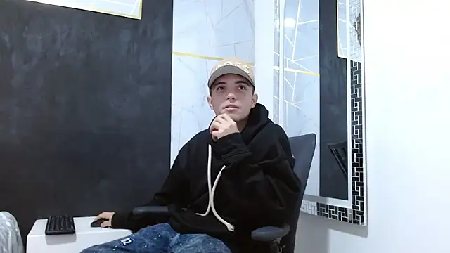 dia fax18 online show from January 14, 2026, 4:16 am