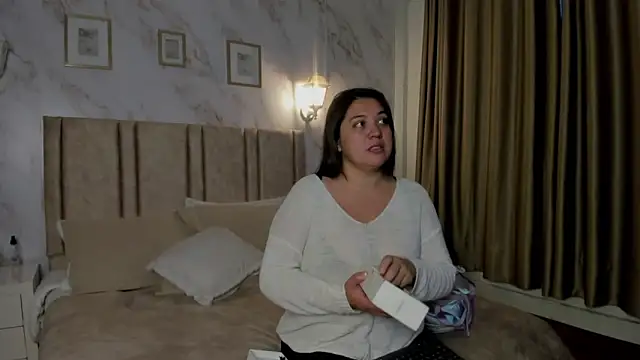 Paula And online show from January 6, 2026, 11:25 am