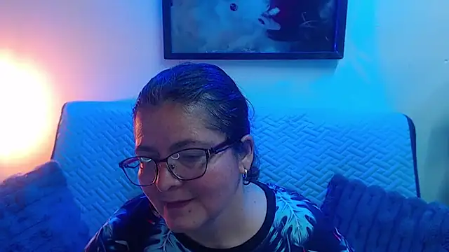 Snapshot of Linda_banks_ chatting on November 29, 2025, 2:12 am Linda banks online show from November 29, 2025, 2:12 am