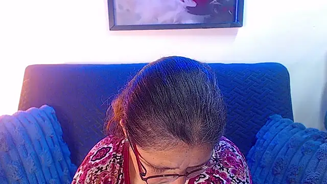 Snapshot of Linda_banks_ chatting on November 16, 2025, 1:10 am Linda banks online show from November 16, 2025, 1:10 am