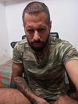 Snapshot of Matheus_Blaze chatting on December 15, 2025, 2:23 pm Matheus Blaze online show from December 15, 2025, 2:23 pm