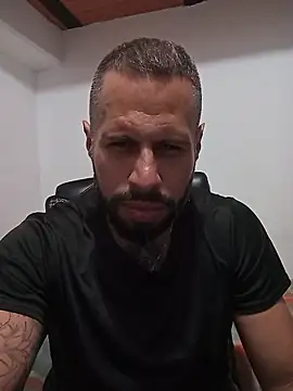 Snapshot of Matheus_Blaze chatting on November 28, 2025, 2:01 am Matheus Blaze online show from November 28, 2025, 2:01 am