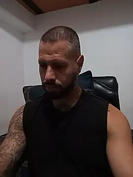 Snapshot of Matheus_Blaze chatting on October 29, 2025, 11:42 am Matheus Blaze online show from October 29, 2025, 11:42 am