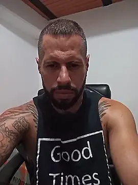 Snapshot of Matheus_Blaze chatting on November 28, 2025, 2:06 pm Matheus Blaze online show from November 28, 2025, 2:06 pm