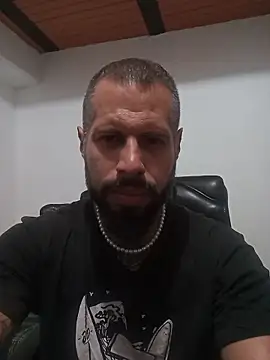 Snapshot of Matheus_Blaze chatting on October 23, 2025, 3:00 pm Matheus Blaze online show from October 23, 2025, 3:00 pm