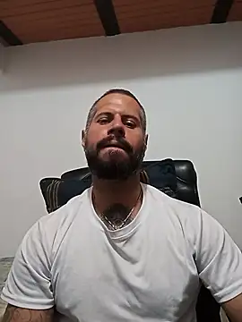 Snapshot of Matheus_Blaze chatting on November 11, 2025, 12:38 am Matheus Blaze online show from November 11, 2025, 12:38 am