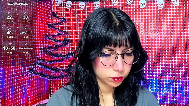 Snapshot of Rose_72 chatting on December 4, 2025, 7:46 pm Rose 72 online show from December 4, 2025, 7:46 pm