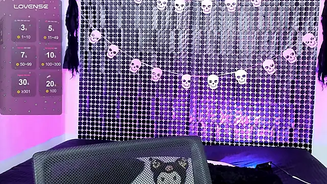 Snapshot of Rose_72 chatting on November 6, 2025, 8:24 pm Rose 72 online show from November 6, 2025, 8:24 pm