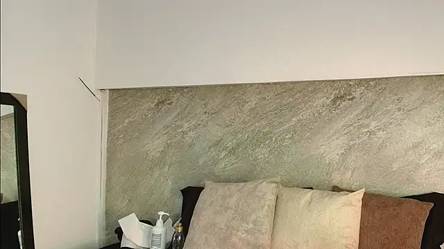 Snapshot of Dixie_grey1 chatting on November 22, 2025, 2:05 pm Dixie grey1 online show from November 22, 2025, 2:05 pm