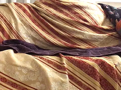 Snapshot of fiii87xx chatting on February 17, 2026, 10:07 pm fiii87xx online show from February 17, 2026, 10:07 pm