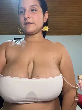 Alina0 online show from September 21, 2025, 7:41 pm