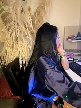 Snapshot of hotadhara01 chatting on December 3, 2025, 3:18 am hotadhara01 online show from December 3, 2025, 3:18 am